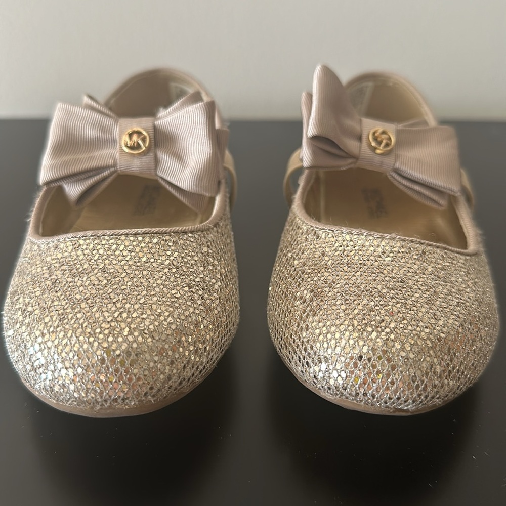 Michael Kors Girls Sparkle Flats - Picture 2 of 6